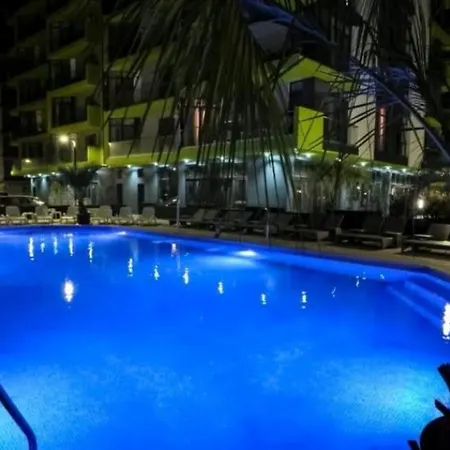 Zanzibar Beach Alezzi Apartament *