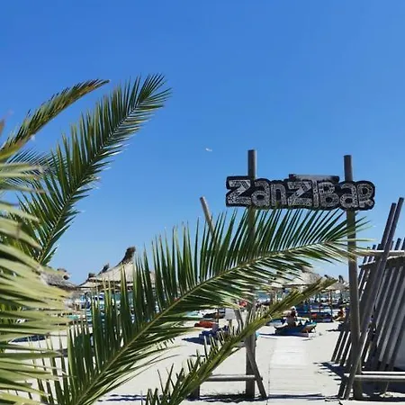 Apartament Zanzibar Beach Alezzi Năvodari